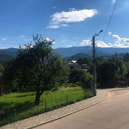 Zyma_Lito Guest House Γιαρέμτσε Εξωτερικό φωτογραφία